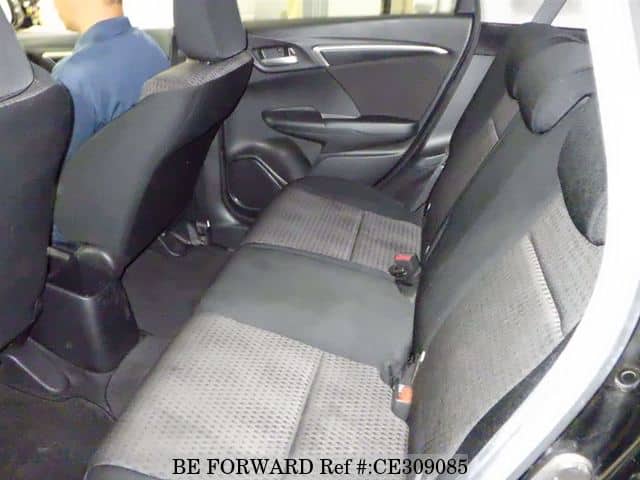 Honda FIT HYBRID — фото 5