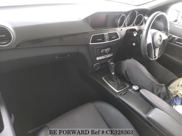 Mercedes-Benz C-CLASS C200 AVANTGARDE — фото 3