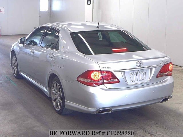 Toyota CROWN 2.5 ATHLETE NAVI PACKAGE — фото 3