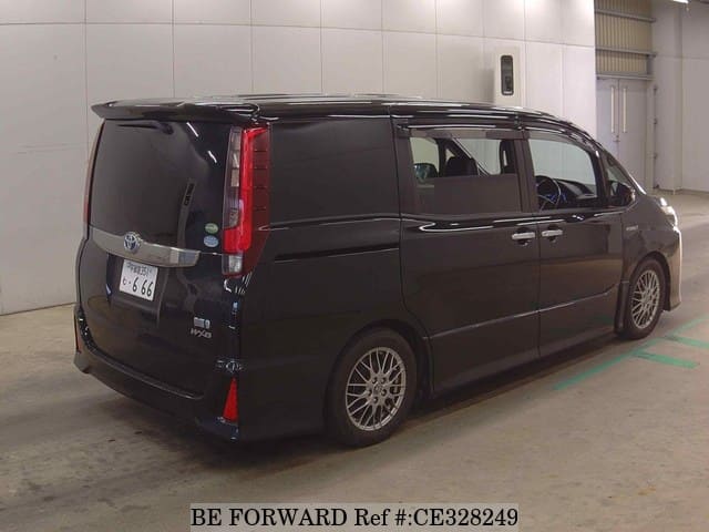 Toyota NOAH HYBRID SI WXB — фото 2