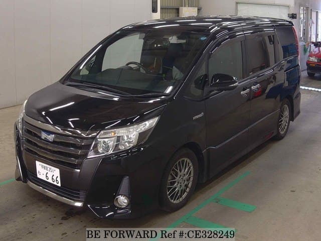 Toyota NOAH HYBRID SI WXB — фото 1