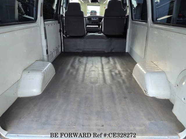 Nissan CARAVAN VAN LONG DX — фото 4