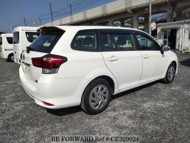 Toyota COROLLA FIELDER HYBRID — фото 2