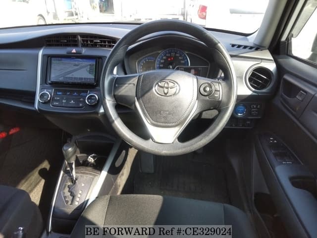 Toyota COROLLA FIELDER HYBRID — фото 3
