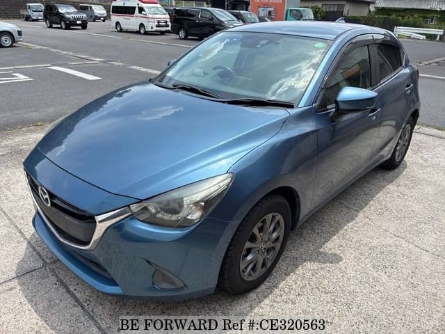 Mazda DEMIO 13S TOURING — фото 1