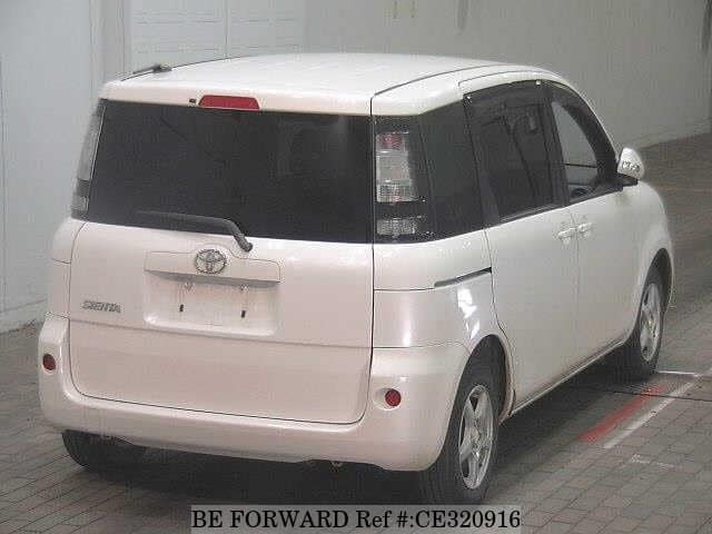 Toyota SIENTA X L PACKAGE — фото 2