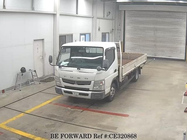 MITSUBISHI CANTER — фото 1