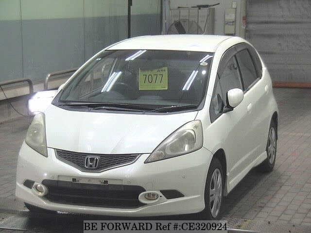 Honda FIT RS HIGHWAY EDITION — фото 1