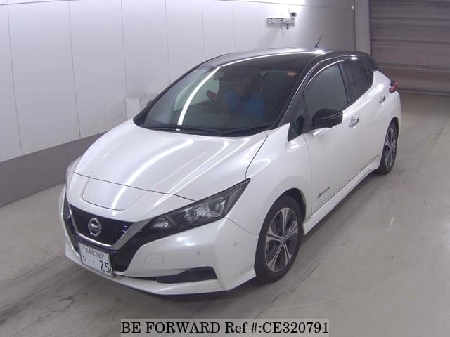 Nissan LEAF X — фото 1