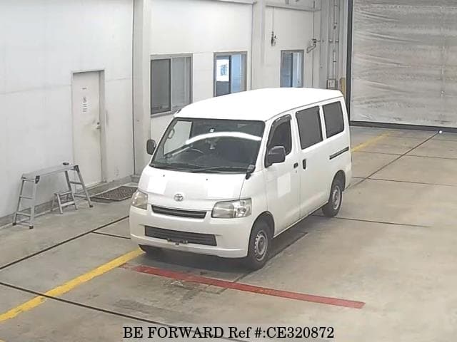Toyota TOWNACE VAN — фото 1