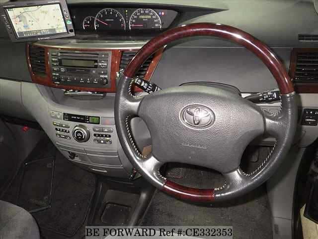 Toyota NOAH X — фото 3