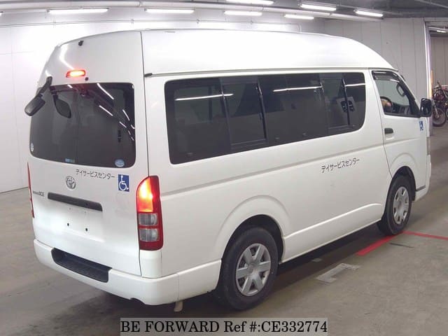 Toyota REGIUSACE VAN — фото 2