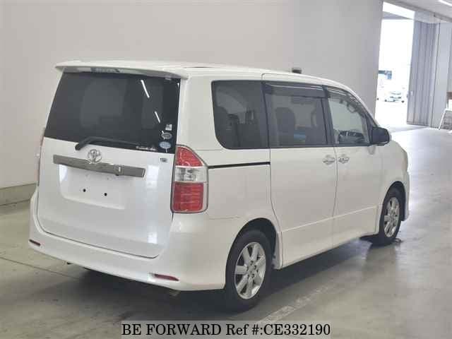 Toyota NOAH S G EDITION — фото 2