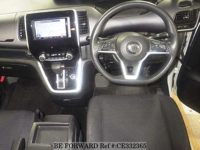 Nissan SERENA HYBRID X — фото 3