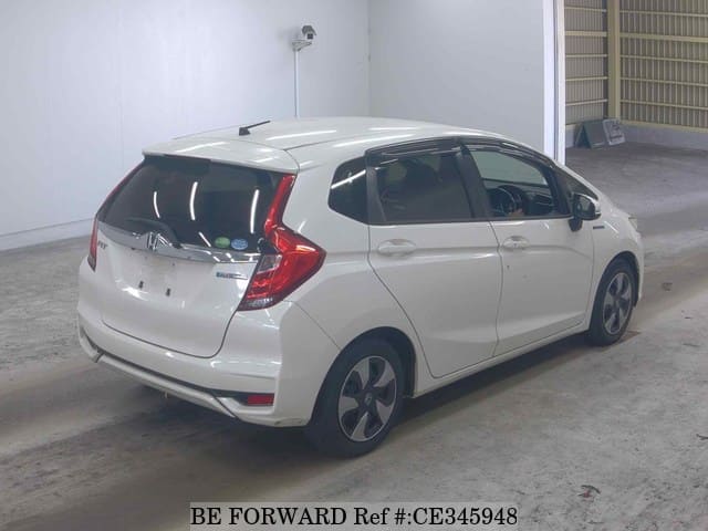 Honda FIT HYBRID F — фото 2