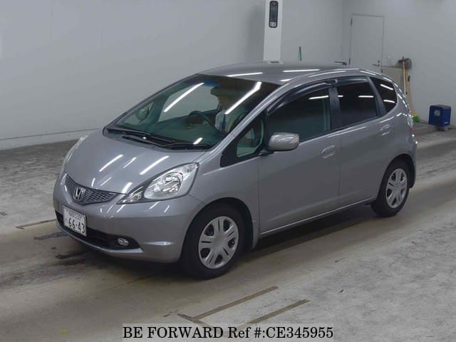Honda FIT X — фото 1