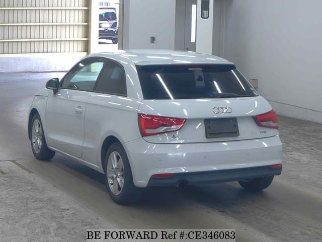 AUDI A1 1.0 TFSI — фото 3