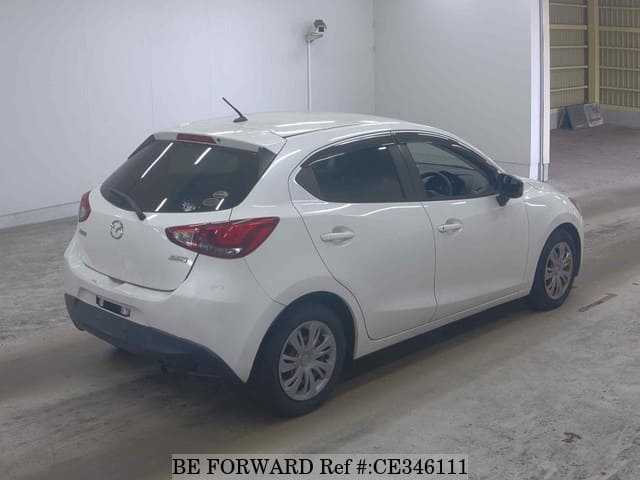 Mazda DEMIO 13S — фото 2