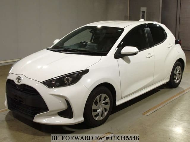 Toyota YARIS X — фото 1