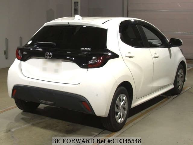 Toyota YARIS X — фото 2