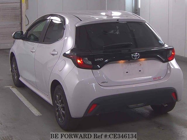 Toyota YARIS X — фото 5