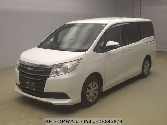 Toyota NOAH X DELIGHT PLUS — фото 1