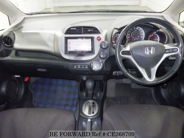 Honda FIT 15XH — фото 3
