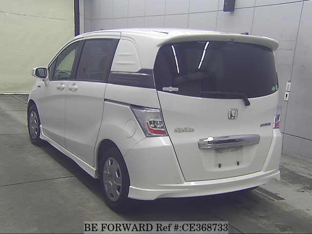 Honda FREED SPIKE HYBRID JUST SELECTION — фото 2
