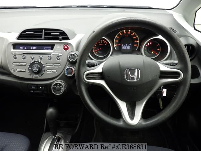 Honda FIT G — фото 3