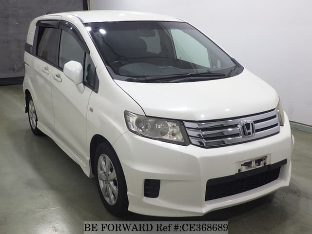 Honda FREED SPIKE G AERO — фото 4