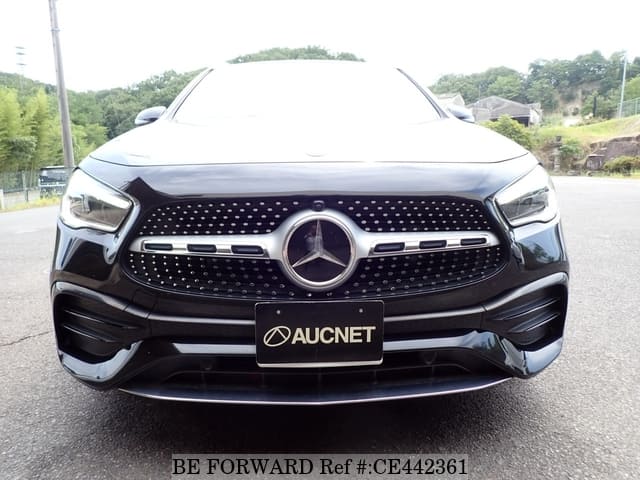 Mercedes-Benz GLA-CLASS GLA200D 4MATIC AMG LINE — фото 5