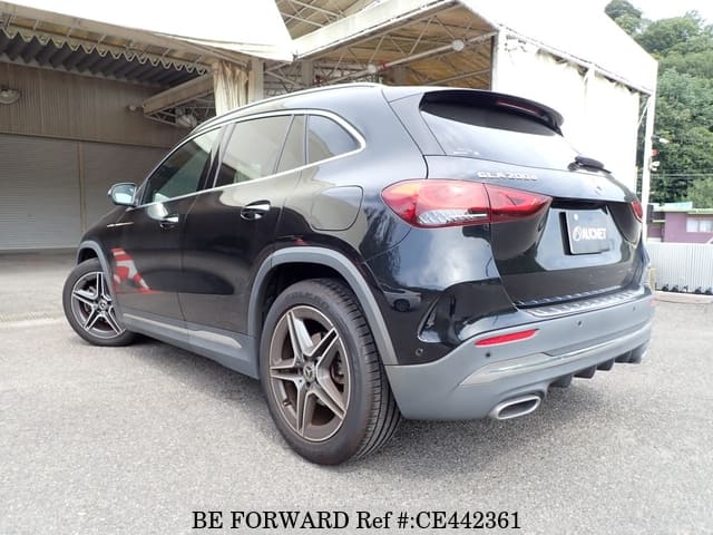 Mercedes-Benz GLA-CLASS GLA200D 4MATIC AMG LINE — фото 2