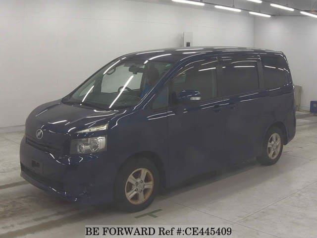 Toyota VOXY X L EDITION — фото 1