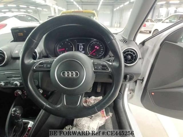 AUDI A1 SPORT BACK 1.0 TFSI — фото 3