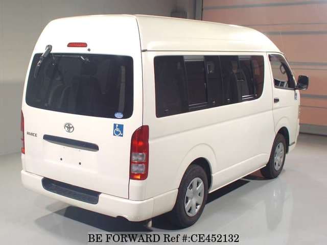 Toyota HIACE VAN — фото 2