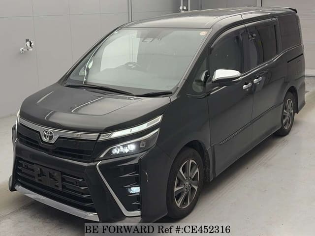 Toyota VOXY ZS KIRAMEKI 3 — фото 1
