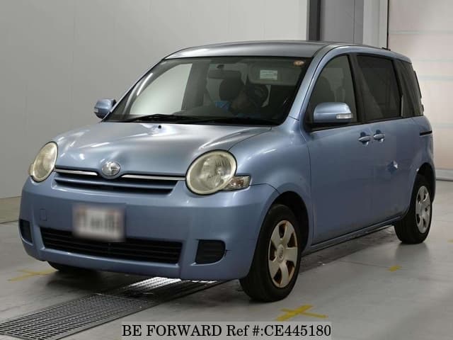 Toyota SIENTA X L PACKAGE — фото 1