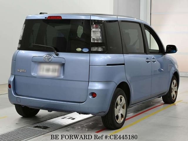 Toyota SIENTA X L PACKAGE — фото 2