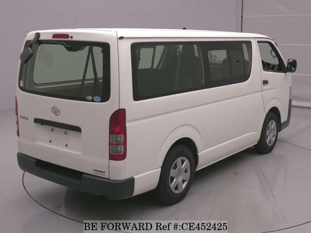 Toyota HIACE VAN LONG DX — фото 2