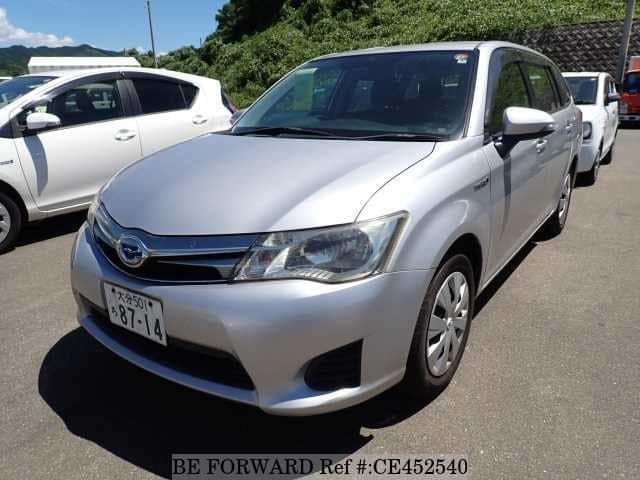Toyota COROLLA FIELDER HYBRID — фото 1