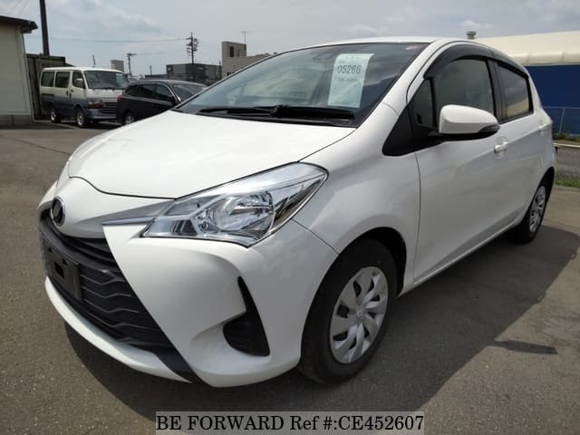 Toyota VITZ — фото 1