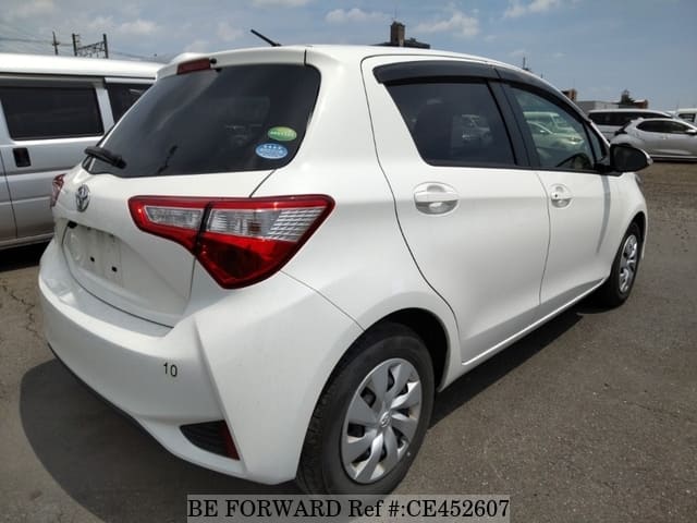 Toyota VITZ — фото 2