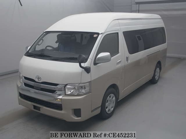 Toyota HIACE WAGON GRAND CABIN — фото 1