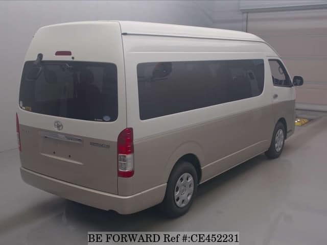 Toyota HIACE WAGON GRAND CABIN — фото 2