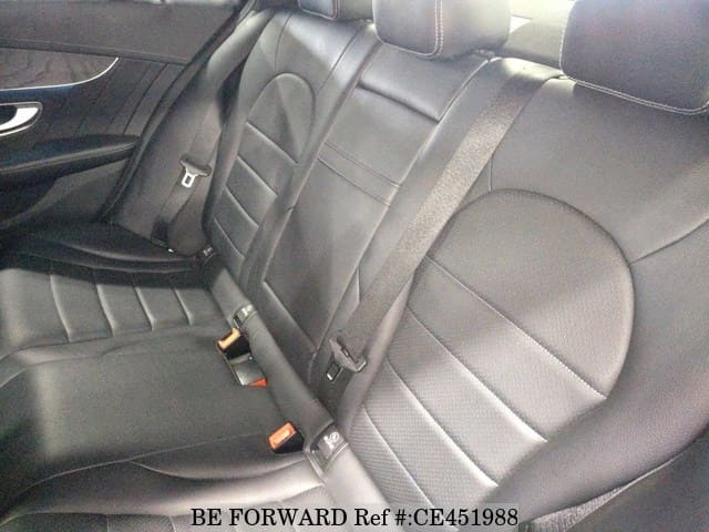 Mercedes-Benz C-CLASS C200 AVANTGARDE AMG LINE — фото 5