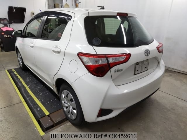 Toyota VITZ — фото 5
