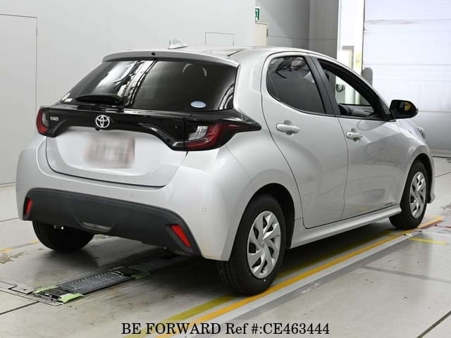 Toyota YARIS X — фото 2