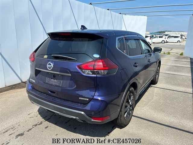Nissan X-TRAIL HYBRID 20XI — фото 2