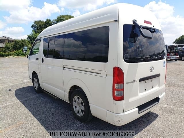 Toyota REGIUSACE VAN — фото 5