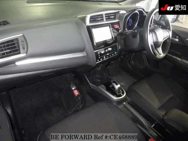 Honda FIT HYBRID — фото 3